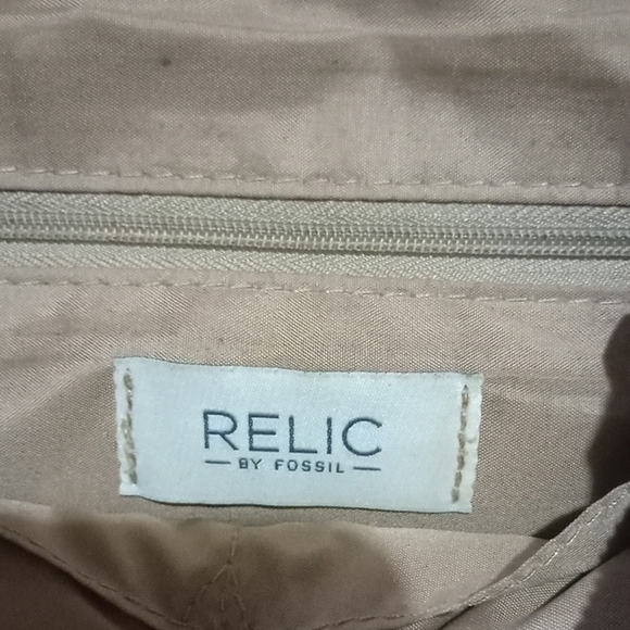 Elegant Plank Crossbody  Shoulder Bag 4 zippers - Picture 2 of 6